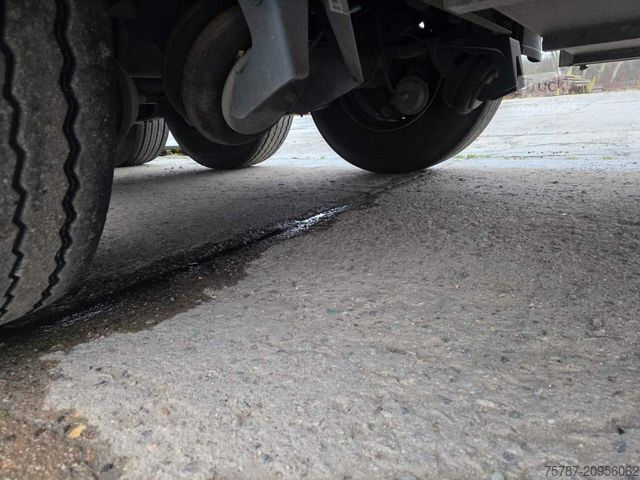 Auflieger mit Pritsche & Plane SCHMITZ CARGOBULL Gardine Standard, Lift, 12642 XL, Edscha