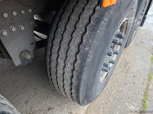 Auflieger mit Pritsche & Plane SCHMITZ CARGOBULL Gardine Standard, Lift, 12642 XL, Edscha