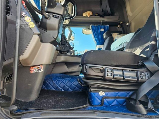 Standartinis vilkikas SCANIA R500, Retarder, Navi, Standklima, 19.000 Kg