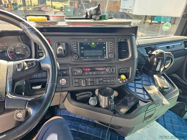 Standartinis vilkikas SCANIA R500, Retarder, Navi, Standklima, 19.000 Kg