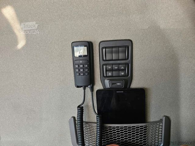 Standartinis vilkikas SCANIA R500, Retarder, Navi, Standklima, 19.000 Kg