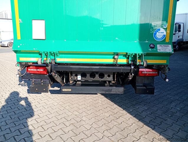 انزلاق القماش المشمع MAN TGL 12.220