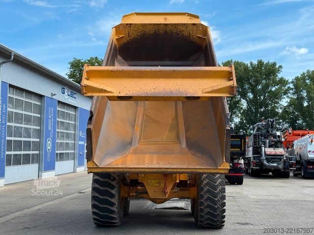 Altro VOLVO A25G Dumper 9.564 h Baujahr 2021