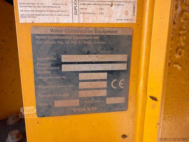 Altro VOLVO A25G Dumper 9.564 h Baujahr 2021