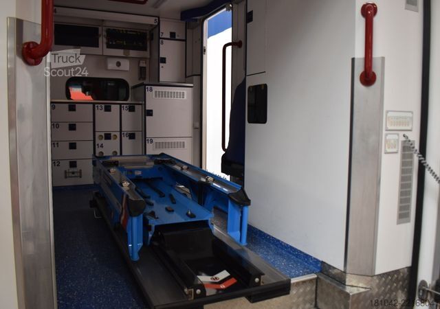 Brandbil MERCEDES-BENZ Sprinter Fahrtec Rettungswagen