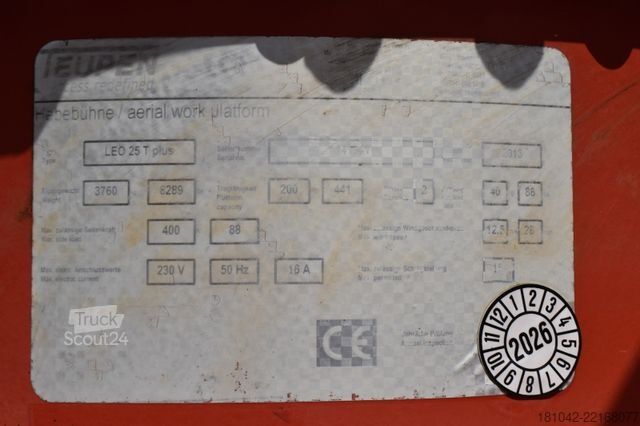 Platforminis sunkvežimis MITSUBISHI Fuso Canter 7C15