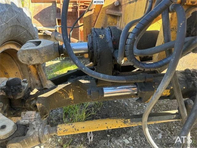 Niveleuse Nordverk 130 HVT grader w/ extra tires on rim. WATCH VIDEO.