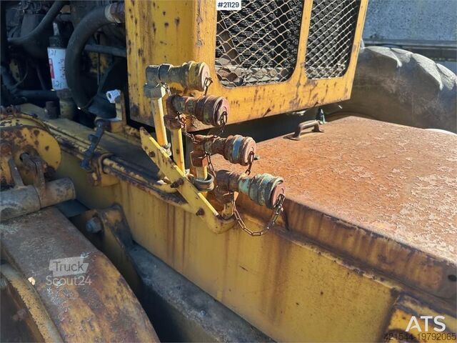 Niveleuse Nordverk 130 HVT grader w/ extra tires on rim. WATCH VIDEO.