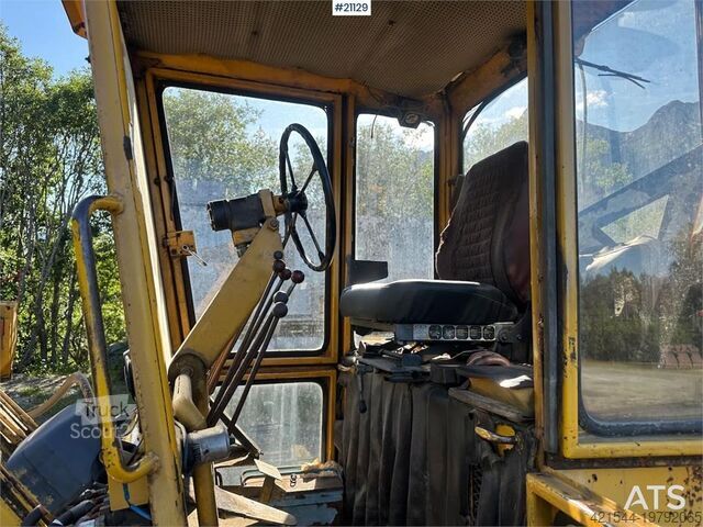 Niveleuse Nordverk 130 HVT grader w/ extra tires on rim. WATCH VIDEO.