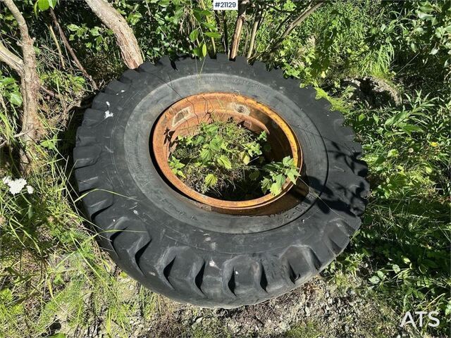 Niveleuse Nordverk 130 HVT grader w/ extra tires on rim. WATCH VIDEO.