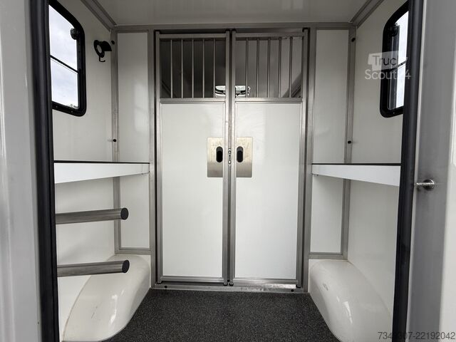 Transporte de caballos Renault Master | HORSETRUCK | KRISMAR STALLION 3XL | 20...
