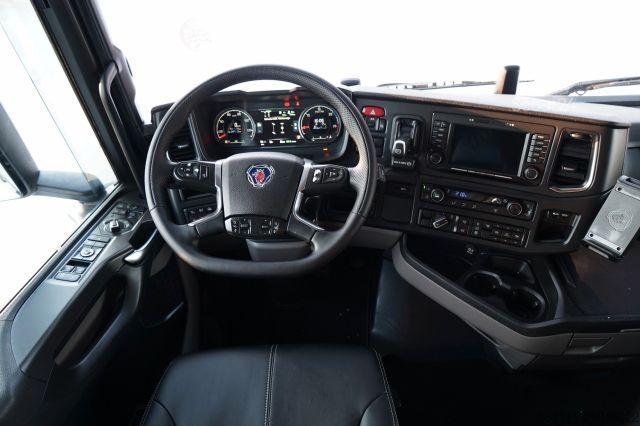 Standaard trekker SCANIA S 500 / RETARDER / FULL AIRMATIC / I-PARK COOL /