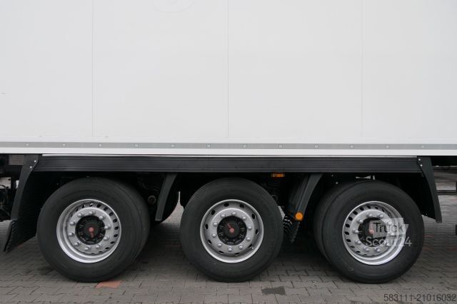 Rashladna poluprikolica KRONE KKRONE / CH?ODNIA / CARRIER VECTOR 1950 MT / BI