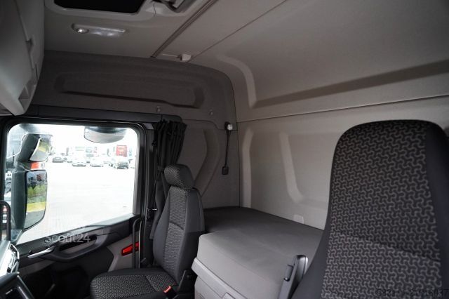 Standard tractor unit SCANIA R 450 / RETARDER / NISKA KABINA / 