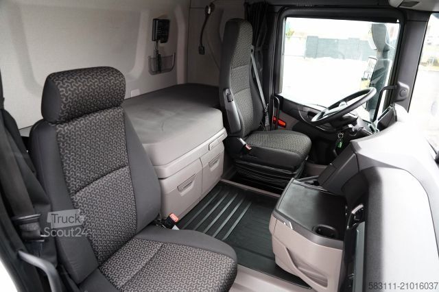 Standard tractor unit SCANIA R 450 / RETARDER / NISKA KABINA / 