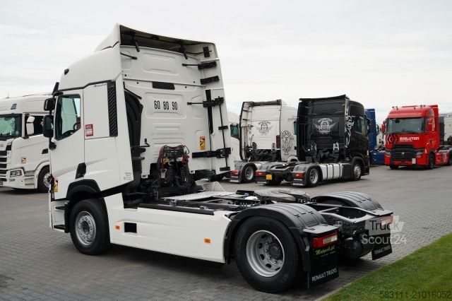 Standard tractor unit RENAULT T 480 / RETARDER / 2022 / 13 LITROWY /