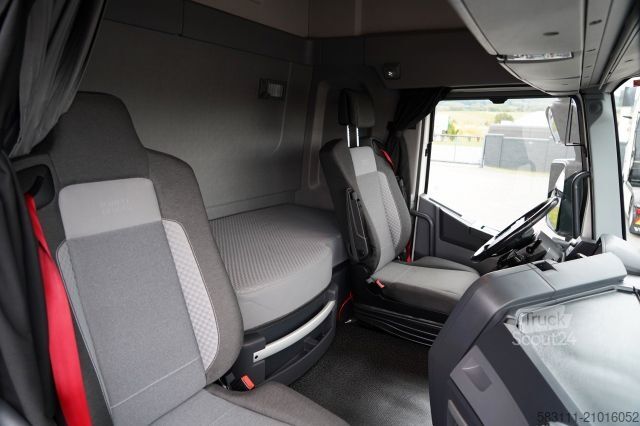 Standard tractor unit RENAULT T 480 / RETARDER / 2022 / 13 LITROWY /