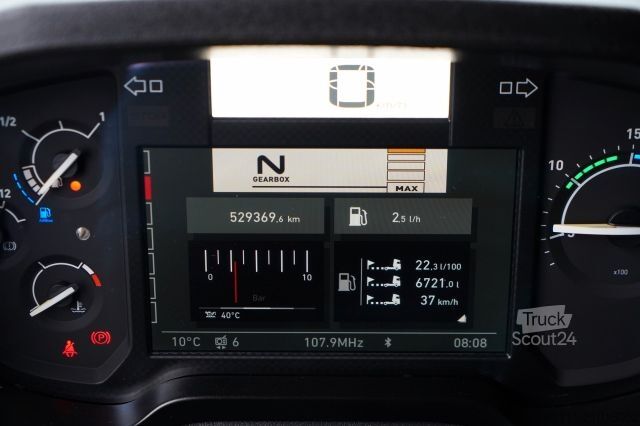 Standard tractor unit RENAULT T 480 / RETARDER / 2022 / 13 LITROWY /