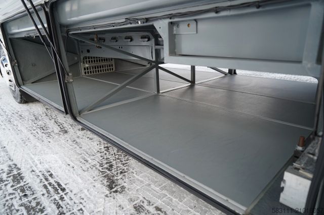 Autobus MERCEDES-BENZ INTOURO / EURO 5 / MANUAL / KLIMA /SPROWADZONY /