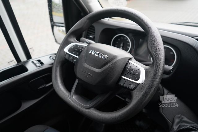 Koelwagen met geïsoleerde laadbak IVECO DAILY 35-160 / KONTENER 4,3 M / WINDA DHOLLANDIA