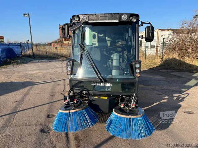 Aangepaste bestelwagen SCHMIDT Swingo 200+ Kehrmaschine Sweeper