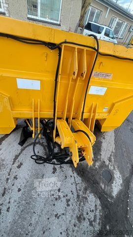 Landbouwmachine SCHMIDT Selbstladestreuer 2,6 m3 Winterdienst Streuer