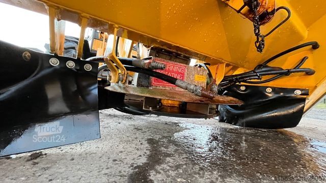 Landbouwmachine SCHMIDT Selbstladestreuer 2,6 m3 Winterdienst Streuer