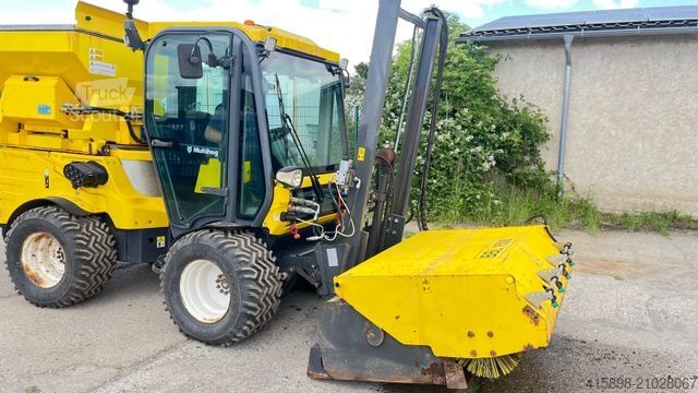 Fourgon personnalisé MULTICAR Multihog MH90 4x4 /Winterdienst