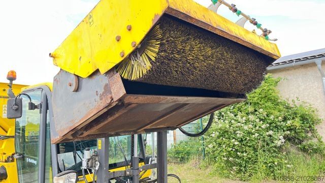 Fourgon personnalisé MULTICAR Multihog MH90 4x4 /Winterdienst