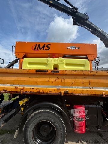 Autre IVECO 190-360 Trakker 4x4 Kran/ Schneeschild+ Streuer