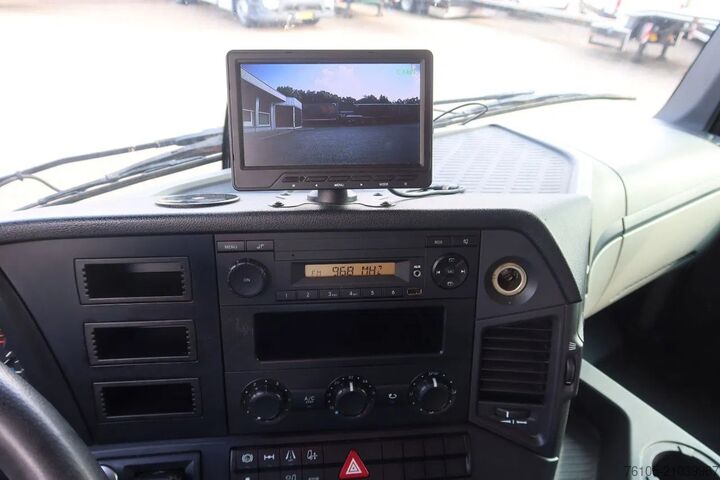 Valise Mercedes-Benz Antos 2127 L Bak + klep 2000 kg Euro 6