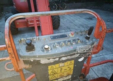 Piattaforma telescopica articolata JLG 600 AJ Diesel 20,46 m