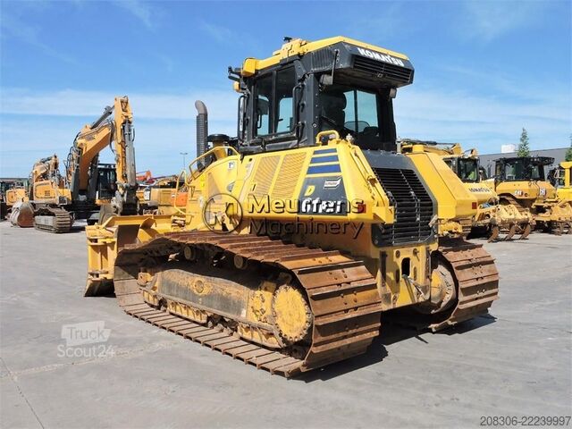 Silniční válec KOMATSU D61PXI