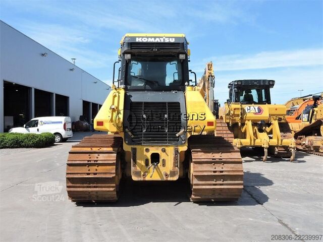 Silniční válec KOMATSU D61PXI