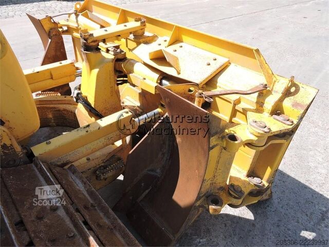 Silniční válec KOMATSU D61PXI