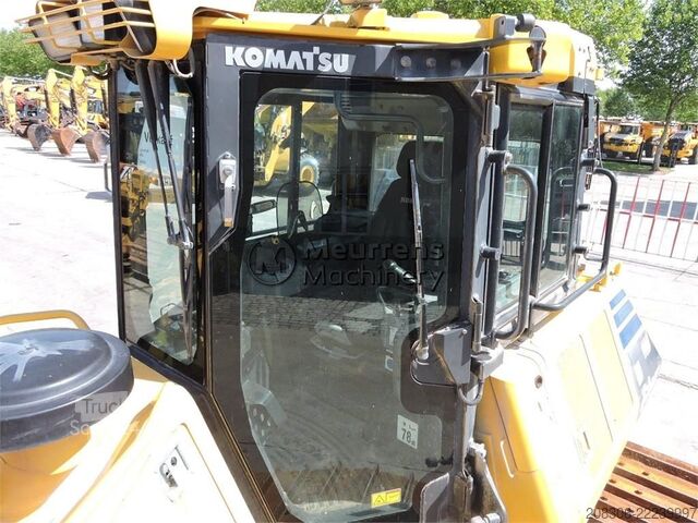 Silniční válec KOMATSU D61PXI