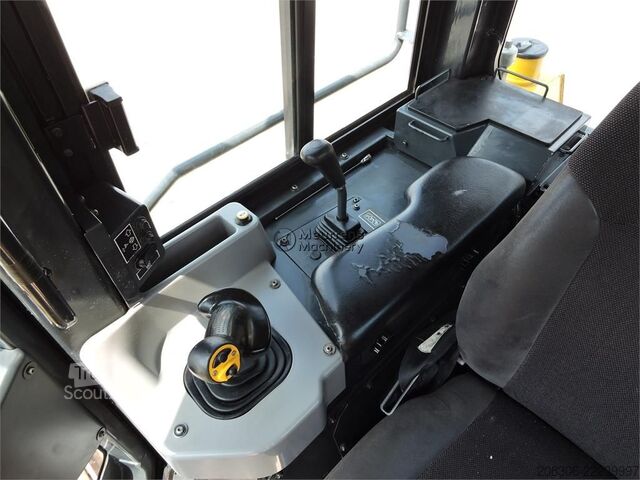 Silniční válec KOMATSU D61PXI
