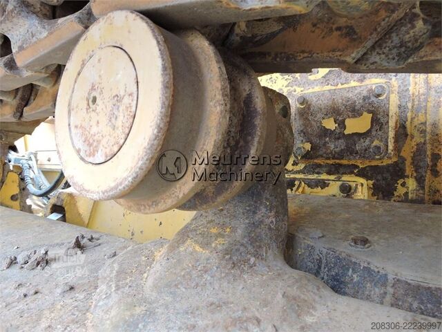 Silniční válec KOMATSU D61PXI-24 + GPS