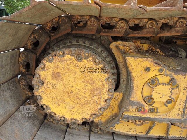Silniční válec KOMATSU D61PXI-24 + GPS