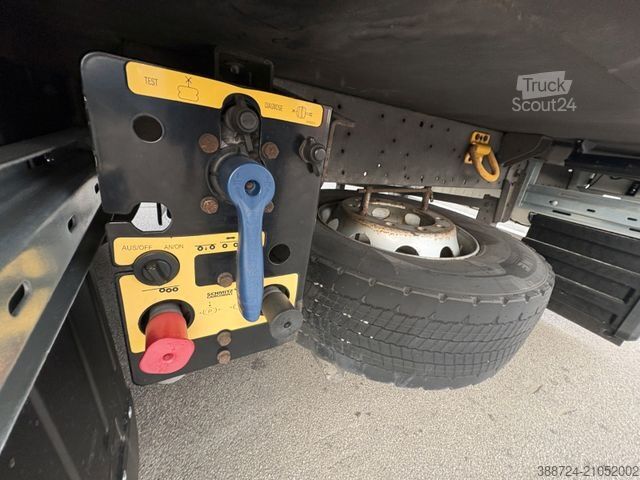 Koeloplegger SCHMITZ CARGOBULL SCBS3B04*Carrier*Lift*Doppelstock*Pharma*Blumebr