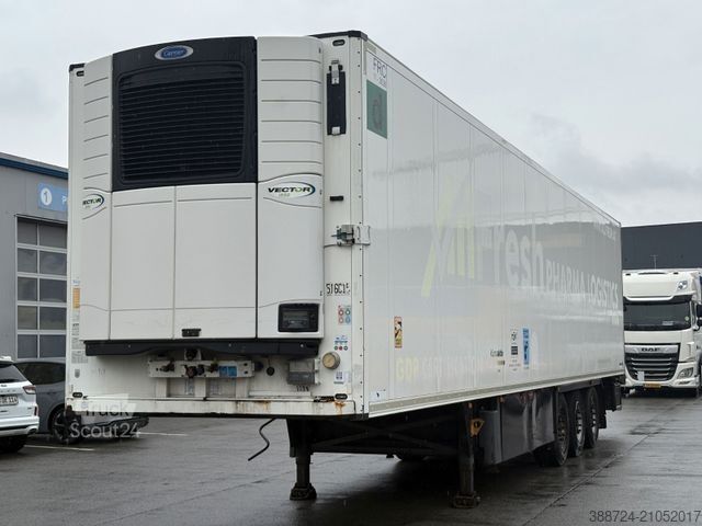 Koeloplegger SCHMITZ CARGOBULL SCBS3B04*Carrier*Lift*Doppelstock*Pharma*Blumebr