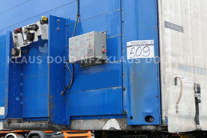 Brandalı açık yarı römork SCHMITZ CARGOBULL S01 Pritsche Plane 92m³ Liftachse safety-roof