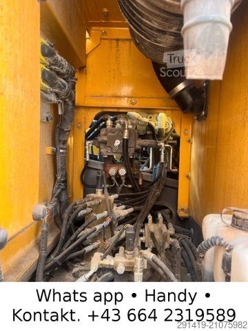 Pásové rýpadlo VOLVO EC 180 CL Bagger Bj 2010