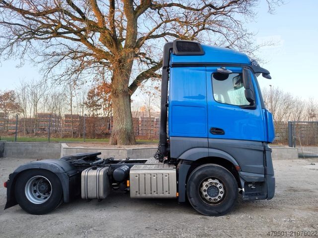 Standard SZM MERCEDES-BENZ Actros 5 Streamspace 2-Achser SZM 1845 4x2 LS