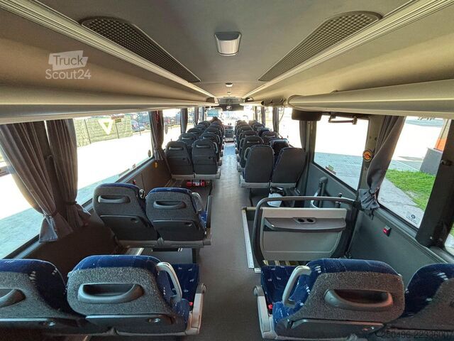 Intercity-bussi VDL Futura FMD 2-148/440 6x2*4 57 SEATS / AC / AUXI...