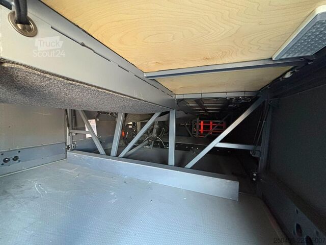 Intercity-bussi VDL Futura FMD 2-148/440 6x2*4 57 SEATS / AC / AUXI...