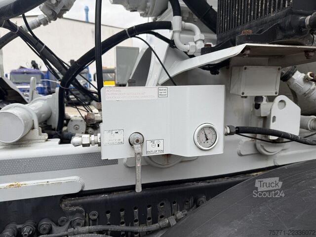 Míchaeka na beton Mercedes-Benz AROCS 3340 8x4 EURO6 BETONOMIESZARKA PUTZMEISTER