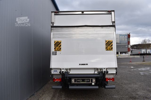 Koelwagen met geïsoleerde laadbak IVECO 70C18 Daily 3Sitze LBW Carrier