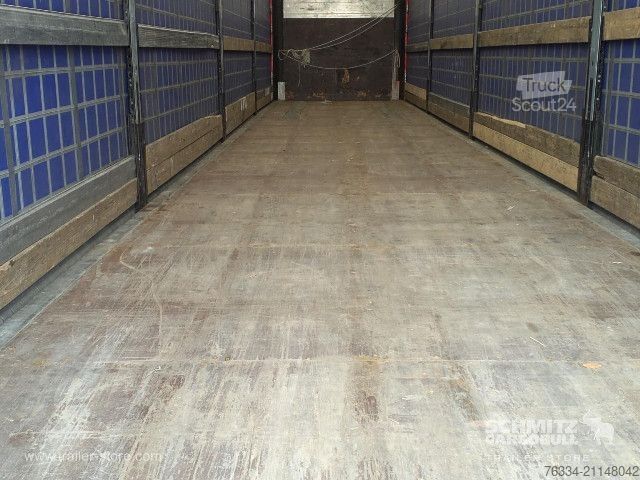 Semi-reboque aberto com lona Schmitz Cargobull Semitrailer Curtainsider Standard