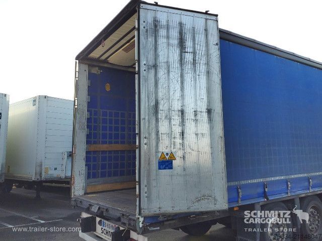 Semi-reboque aberto com lona Schmitz Cargobull Semitrailer Curtainsider Standard